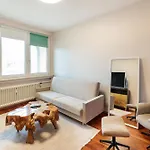 86Qm - 3 Rooms - Central - Rhm Apartments